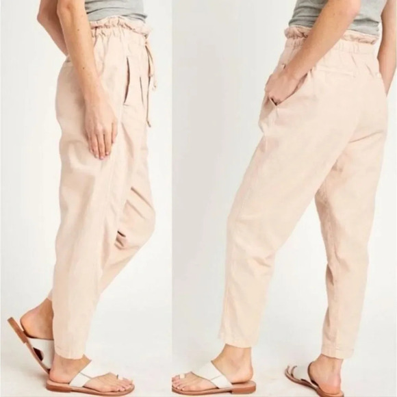 Free People Margate Pleated Trousers in Misty Rose - Picture 2 of 11